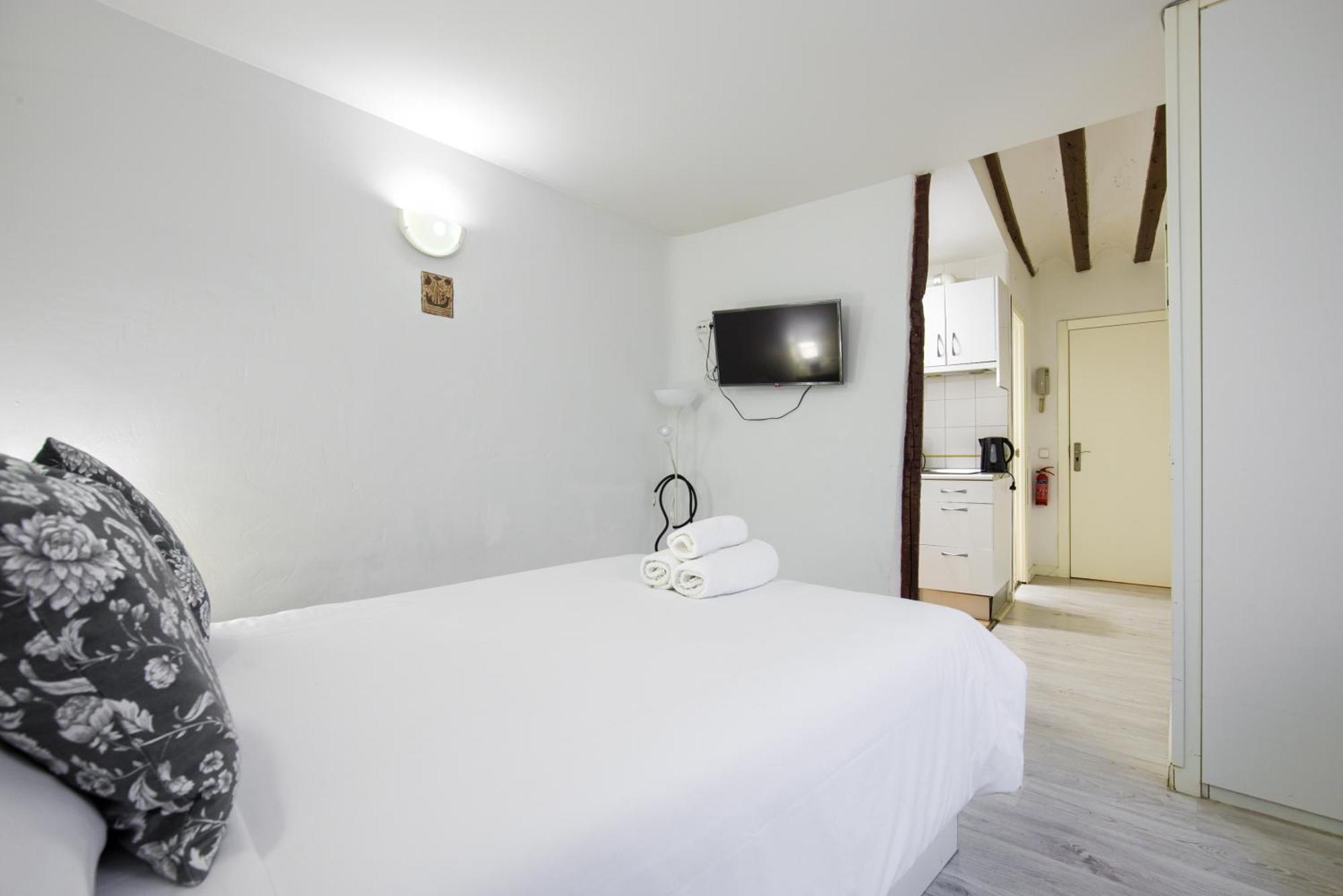 Apartamentos Ryc Alcalá de Henares Exterior foto